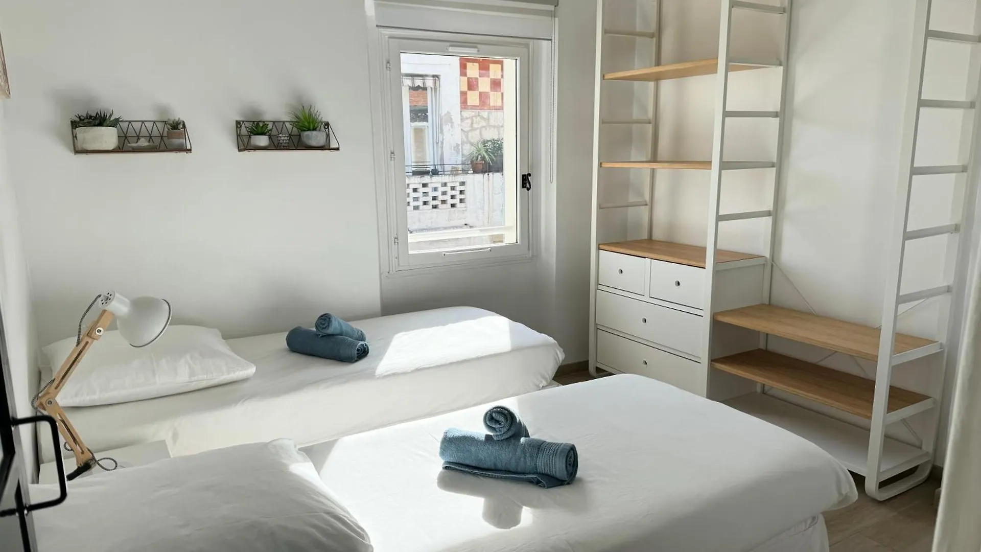 Cosy 3 Pieces Vieil Antibes Proche Port Vauban Apartment